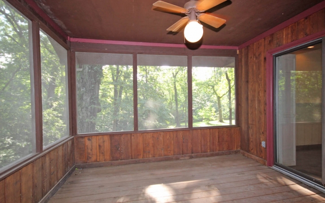 Screened Deck